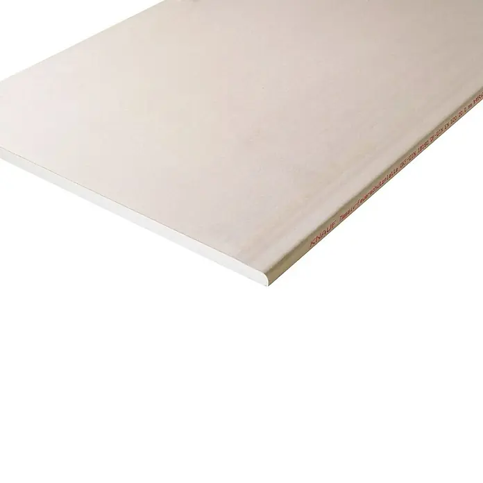 Knauf Gipskartonplatte Massiv GKF2.600 x 625 x 20 mm - Nahaufnahme einer Knauf GKF-Platte, einer feuerhemmenden Bauplatte für den Innenausbau. Perfekt für sichere und ästhetische Wand- und Deckenlösungen.