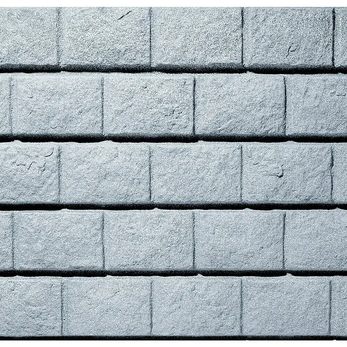 Garantia Exklusive Line Regenspeicher Rocky Junior - 300 l, Light Granit - Nahaufnahme von grauen Schindeln mit einer unebenen Textur, die ein robustes und schützendes Dachmaterial zeigen.