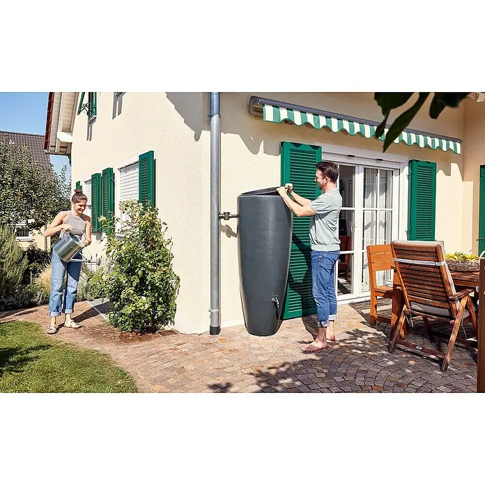 Garantia Classic Line Regenspeicher 2 in 1 - Graphite grey - Regenwasser-Erntesystem mit schlankem Tank zur Gartenbewässerung, umweltfreundlich und platzsparend, mit passender Gartendeko.