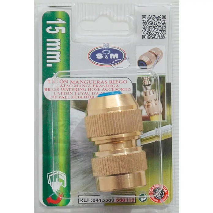 Acoplamiento de manguera automático - 15 mm - Imagen de un conector de manguera de latón S&M de 15 mm para mangueras de riego. Accesorios prácticos para el riego del jardín.