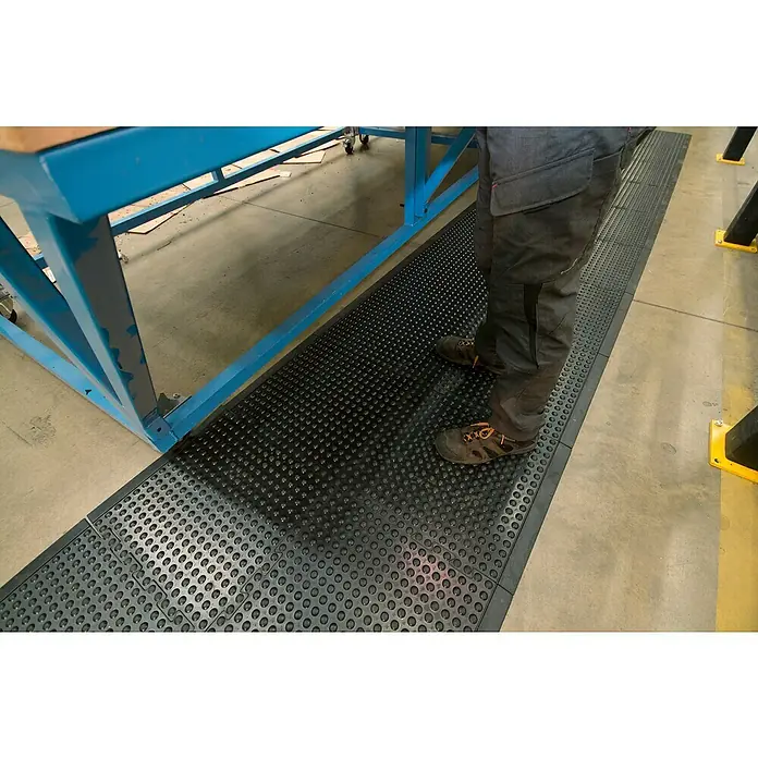 Coba Anti-Ermüdungsmatte Bubblemat Connect Seitenelement - 50 x 50 cm, Passend für: Coba Connect Mittelstück 28638616 / Eckelement 28638634 - Arbeitsplatzmatte aus Gummi mit Noppen und Löchern für Komfort und Sicherheit. Ideal für Steharbeitsplätze.