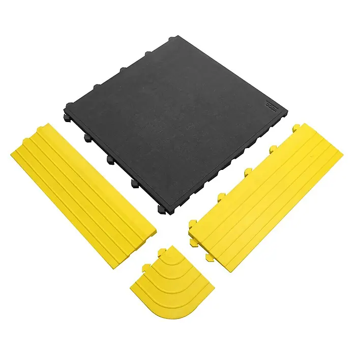 Coba Anti-Ermüdungsmatte Fatigue Lock Premium - Geschlossene Oberfläche, 50 x 50 cm - Schwarze Bodenfliese mit gelben Kanten und Eckstücken, ideal für Arbeitsbereiche. Robuste und anpassbare Lösung.