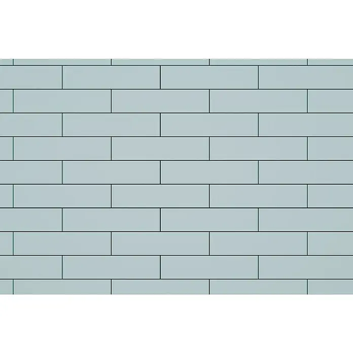 Modern Style Wandfliese Alboran Aqua - 7,5 x 30 cm, Hellblau, Glänzend - Nahtlose Textur aus hellblauen länglichen Wandfliesen, perfekt für moderne Innenräume. Die klaren Linien und ruhige Farbe sorgen für ein stilvolles Ambiente.