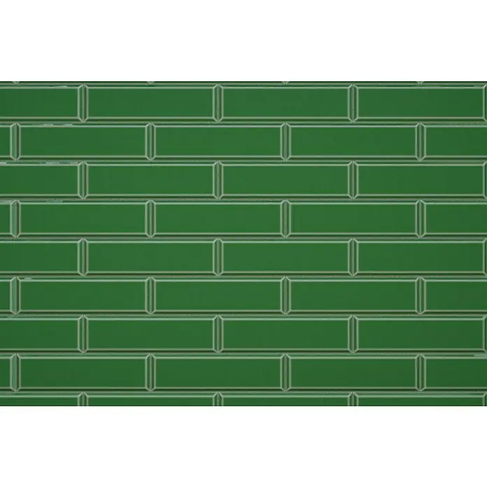 Modern Style Wandfliese Metro Biselado Verde 880 - 9,8 x 29,8 cm, Grün, Glänzend - Grüne, längliche Fliesen mit einer schmalen, helleren Umrandung sind im Mauerverband verlegt. Die glänzende Oberfläche betont die intensive Farbe.