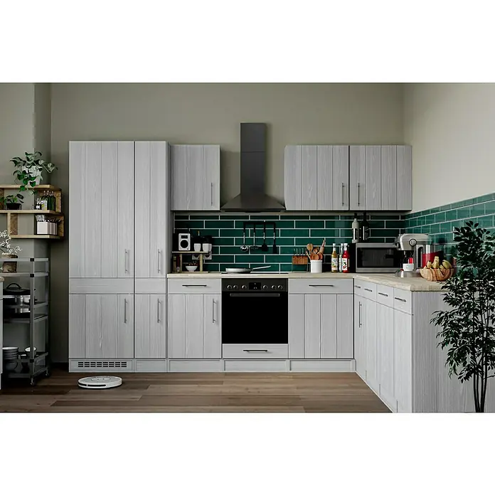 Modern Style Wandfliese Emotion Verde 800 - 9,8 x 29,8 cm, Grün, Glänzend - Helle Küche mit grauen Holzschränken, grünen Fliesen und modernen Geräten, die eine einladende und funktionale Atmosphäre schaffen.
