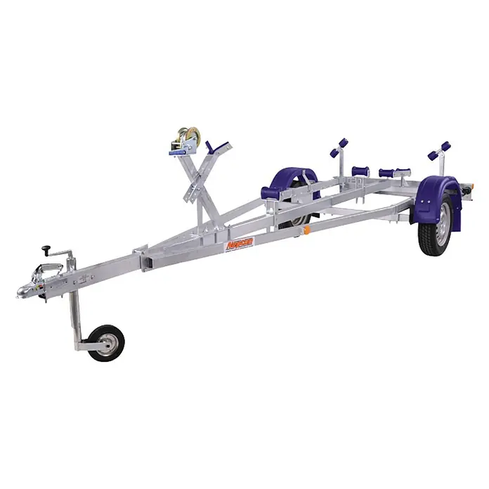 BAUHAUS Remolque para embarcaciones Navy - Carga útil: 583 kg, Un eje, Sin freno - Aquí hay un remolque para botes con un marco galvanizado, guardabarros azules y rodillos ajustables para el transporte seguro de su bote.