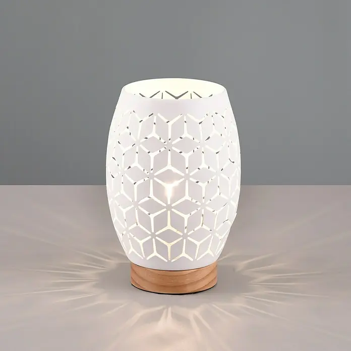 Reality Leuchten Bidar Lámpara de sobremesa - 28 W, Ø x Al: 15 x 21,5 cm, Blanco, E27 - Una hermosa foto de una lámpara de mesa blanca con un intrincado patrón geométrico y una base de madera.