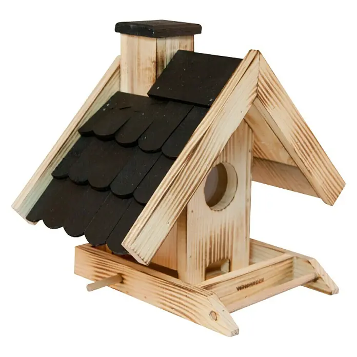Windhager Vogelfutterhaus - L x B x H: 21 x 30 x 25 cm, Natur/Schwarz, Geflammt, Holz - Ein dekoratives Holz-Vogelhaus mit schwarzem Dach und kleinem Schornstein. Ideal für den Garten.