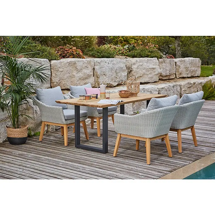 Sunfun Paula Gartenmöbel-Set XL - 6 -tlg., Schweizer-Kante/U-Gestell, Teak/Edelstahl/Polyrattan/Aluminium, Teak/Grau/Naturbraun - Elegantes Gartenmöbelset mit Esstisch und Stühlen. Das Set mit den grauen Kissen lädt zum Verweilen im Freien ein.
