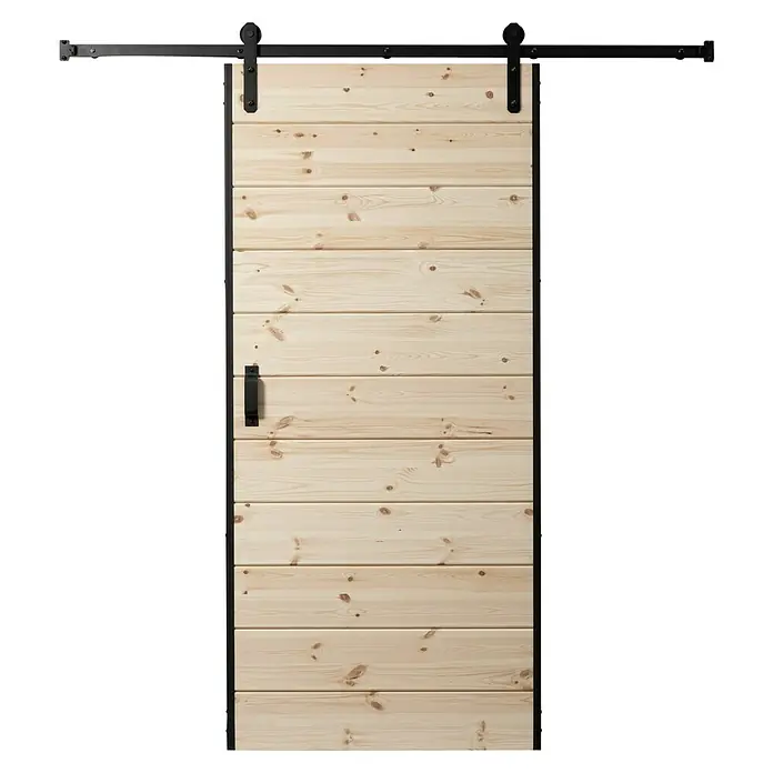 Kornik Holzschiebetür Industrial Basic - 95 x 206 cm, Kiefer - Schiebetür aus hellem Holz mit schwarzen Beschlägen und einem Griff, die eine rustikale und moderne Ästhetik vereint.