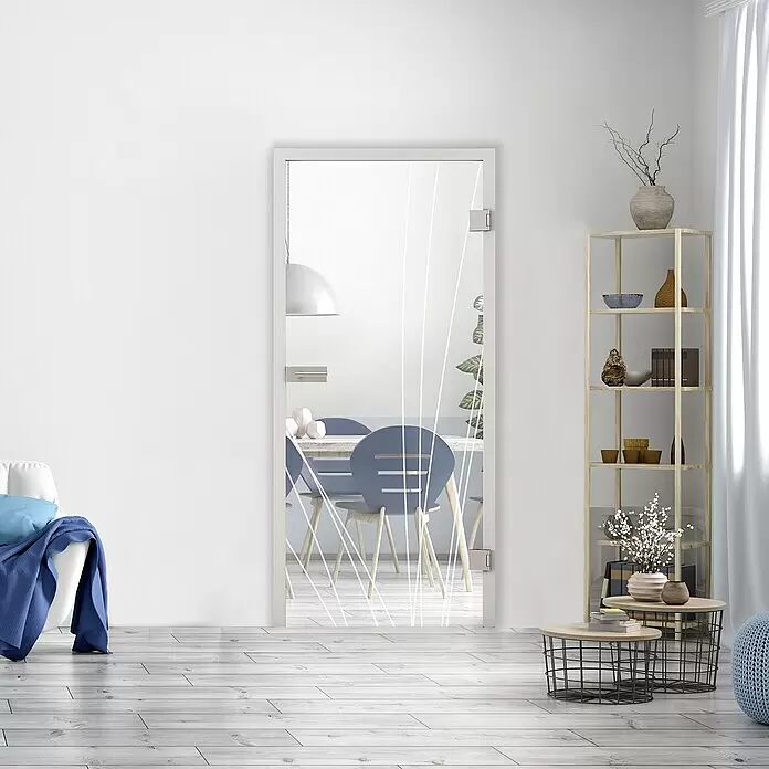 Diamond Doors Glasdrehtür 559 - 834 x 1.972 mm, DIN Anschlag: Rechts, Klarglas - Klarglas-Innentür mit weißem Rahmen, die eine visuelle Verbindung zwischen Wohn- und Essbereich schafft.