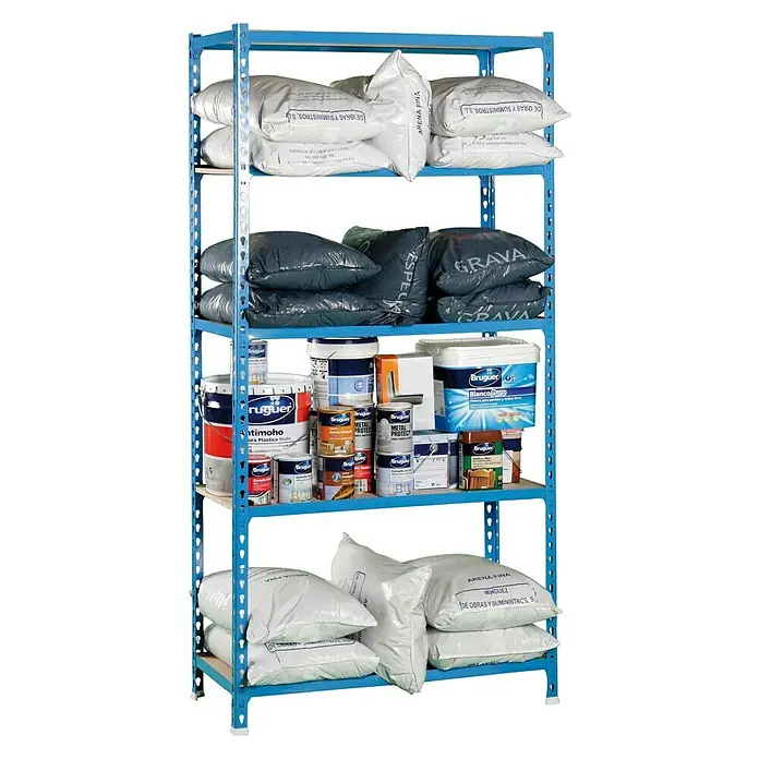 Simonrack Maderclick Metallregal Maderclick Plus - H x B x T: 200 x 100 x 50 cm, Traglast pro Boden: 150 kg, Anzahl Böden: 5 Stk., Stecken, Blau - Regal voll mit diversen Produkten, darunter Farbeimer und Säcke mit Materialien, die für Bau- und Renovierungsarbeiten bestimmt sind.