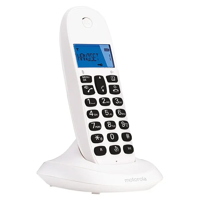 Motorola Teléfono inalámbrico C1001L - Mudo, Blanco - Primer plano de un teléfono inalámbrico Motorola blanco con teclado y pantalla en una estación base.
