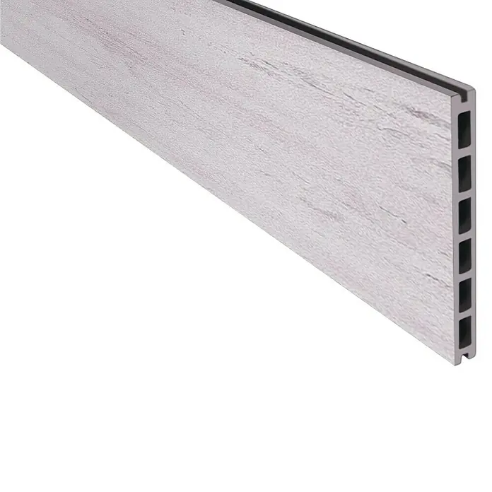 T & J Sichtschutzelement Gotland - L x B x H: 200 x 1.795 x 20 mm, Sand - WPC-Terrassendiele in elegantem Grau mit markanter Hohlkammerstruktur für Langlebigkeit und moderne Optik. Ideal für stilvolle Außenbereiche.