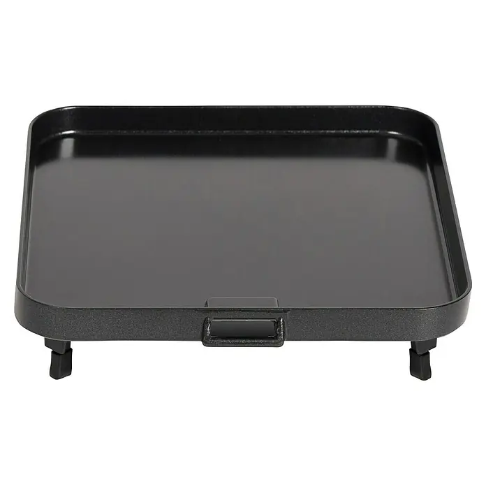 Cadac Grillplatte 2 Cook 3 - Passend für: Cadac Gaskochfeld 2 Cook 3, Glatt - Nahaufnahme einer quadratischen, schwarzen Grillplatte mit kleinen Füßen und Griff für den einfachen Transport.