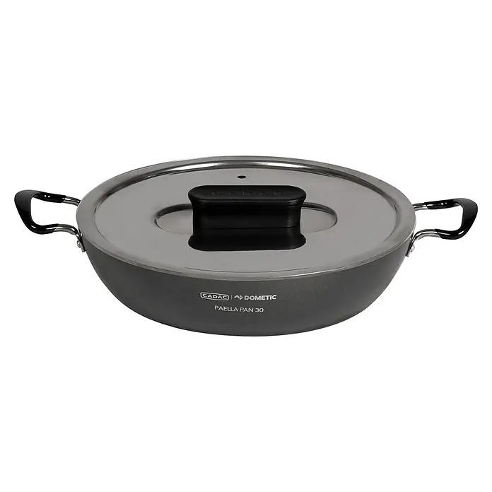 Cadac Grillpfanne - Durchmesser: 29 cm, Höhe: 6,5 cm - Eine graue CADAC Dometic Paella Pfanne 30 mit Deckel und schwarzen Griffen, ideal für authentische Paella-Gerichte und vielfältige Kochmöglichkeiten.