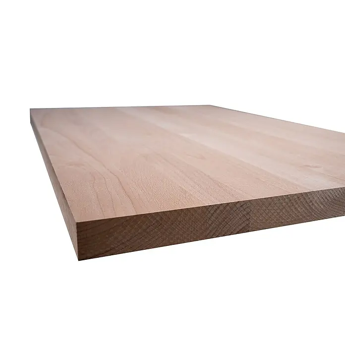 Leimholzplatte Treppenstufe - Buche, Qualitätsstufe Leimholzplatte: A/B, 1.200 x 650 x 40 mm - Nahaufnahme einer unbehandelten Massivholzplatte mit Maserung, ideal für Möbelbau oder Heimwerkerprojekte.
