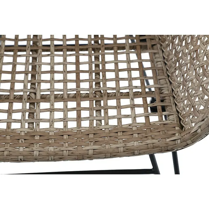 Sunfun Maja Gartensessel - PE-Geflecht, Braun-Grau, B x T x H: 75,5 x 56 x 105 cm - Detailansicht eines Korbsessels mit einem komplexen, gewebten Muster in natürlichen Farbtönen und einem stabilen, schwarzen Metallrahmen.