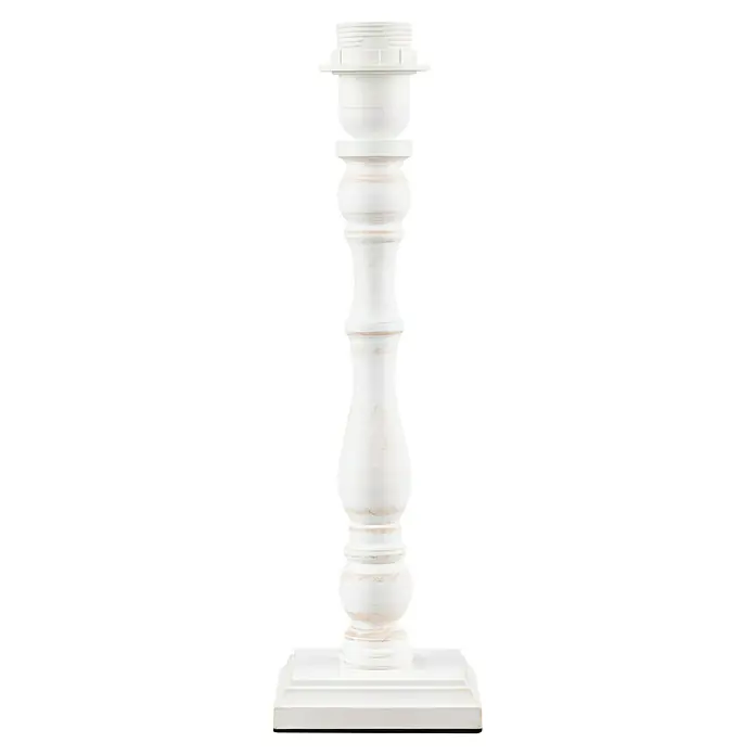Home Sweet Home Lampenfuß Woodi - 40 W, Farbe: Vintage Weiß, Höhe: 38 cm, Eckig - Nahaufnahme eines weißen Lampenfußes im Vintage-Stil mit einer quadratischen Basis und einer dekorativen, gedrechselten Säule.