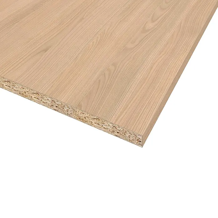 CUCINE Küchenarbeitsplatte nach Maß - Venezia Cherry, Stärke: 3,8 cm, Breite: 63,5 cm - Nahaufnahme einer Spanplatte mit heller Holzstruktur, ideal für Möbelbau und Innenausbau.