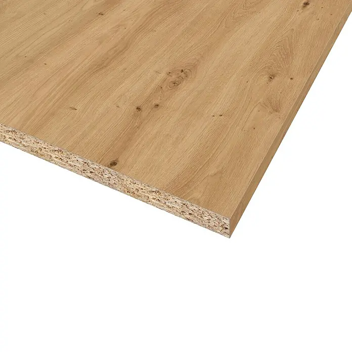 CUCINE Küchenarbeitsplatte nach Maß - Artisan Eiche, Stärke: 3,8 cm, Breite: 63,5 cm - Nahaufnahme einer Holzspanplatte mit hellbrauner Holzmaserung und markanter Kante, ideal für Möbelbau und Innenausbau.