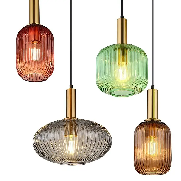Globo Pendelleuchte Normy - 60 W, L x B x H: 1.250 x 480 x 1.250 mm, Anzahl Leuchtmittel: 8 Stk., Mehrfarbig, E27 - Mehrfarbige Pendelleuchten aus Glas mit Rillenmuster und goldenen Akzenten, die ein warmes, einladendes Licht verbreiten.