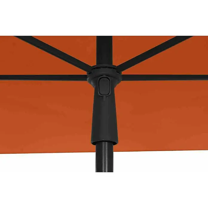 Siena Garden Marktschirm City Push - Terracotta, Bespannungsmaß (L x B): 140 x 210 cm - Detailaufnahme eines orangefarbenen Sonnenschirms, der das schwarze Gestell und den Mechanismus zur Neigung des Schirms zeigt.