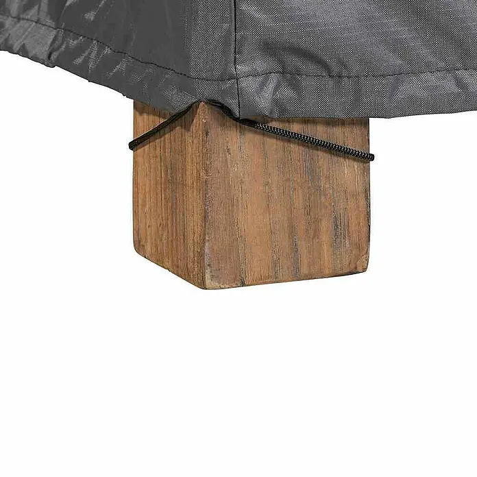 Sitzgruppen-Schutzhülle Aerocover - L x B x H: 280 x 150 x 85 cm, Kunststoff - Detailaufnahme einer Möbelbeinabdeckung aus grauem Stoff, die mit einem schwarzen Band befestigt ist. Der Holzblock dient als stabiler Fuß.