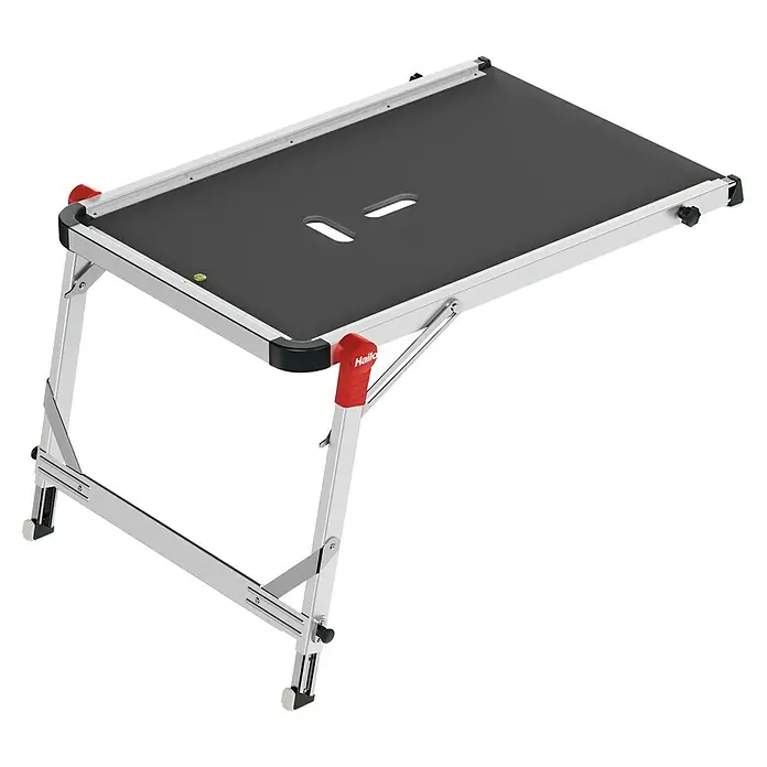Hailo Treppenpodest TP1 - Belastbarkeit: 150 kg, Aluminium - Darstellung einer Hailo WorkStage Arbeitsbühne mit einer rutschfesten Arbeitsfläche für sicheren Stand bei Arbeiten in der Höhe.