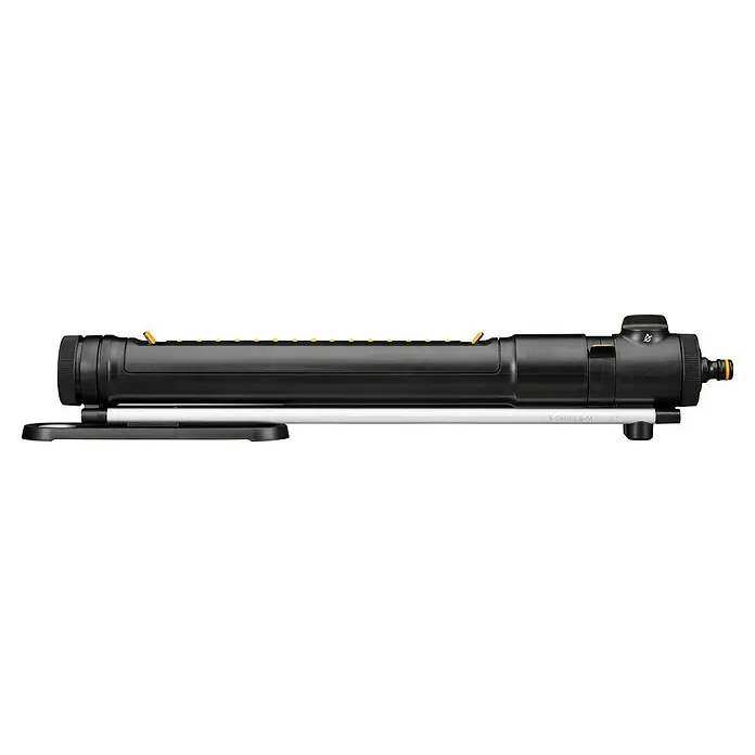 Fiskars X-series Ersatzteil-Set - Max. Regnerfläche: 300 m² - Das Bild zeigt einen Fiskars X-Series S-M Impulsregner mit einstellbaren Düsen für eine optimale Bewässerung.