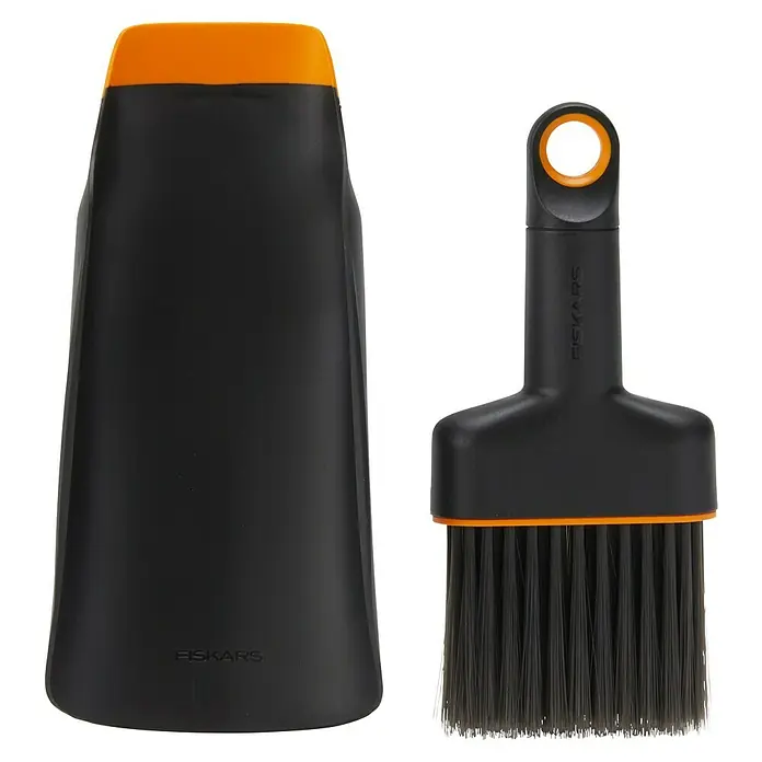 Fiskars Kehrschaufel-Set - Kunststoff - Fiskars Reinigungsbürste mit Behälter, ideal für eine saubere und ordentliche Aufbewahrung und effiziente Reinigung von Werkzeugen und Oberflächen.