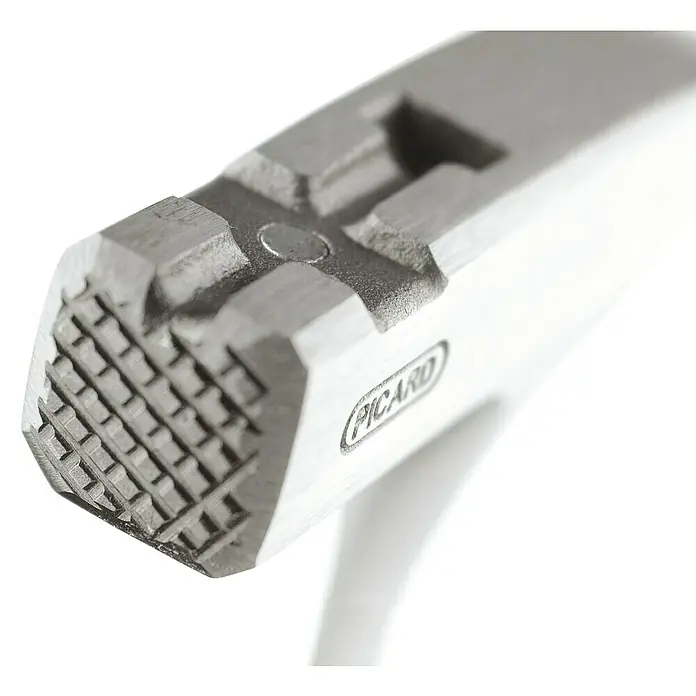 Picard Latthammer gerautGewicht Kopf: 950 g, Material Griff: Leder - Nahaufnahme des strukturierten Kopfes eines Picard Hammers, der für seine Präzision und Haltbarkeit bei Metallarbeiten bekannt ist.