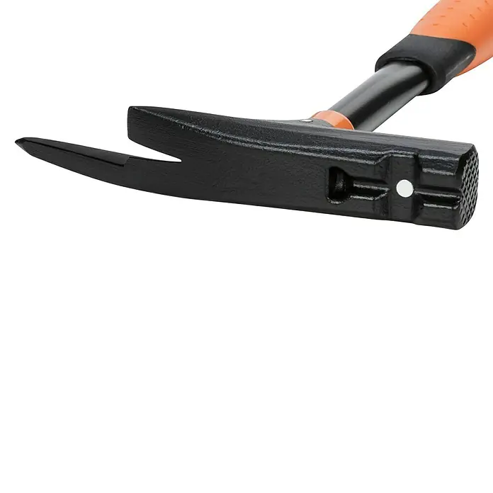 Picard Latthammer BlackGiant® - Gewicht Kopf: 600 g, Spezialstahl - Nahaufnahme eines schwarzen Latthammer mit orangem Griff, der auf einem schwarzen Hintergrund liegt. Ideal für Bau- und Abrissarbeiten.