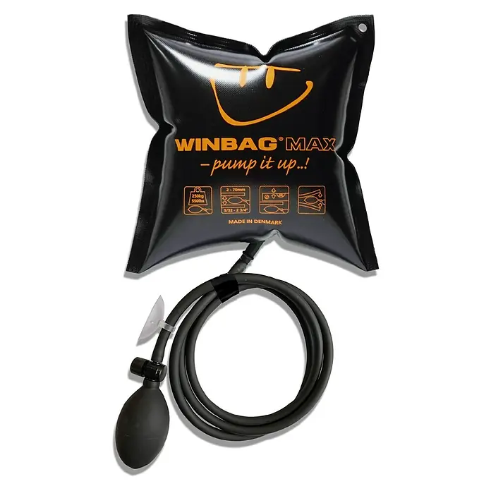Montagekissen Winbag Max - Traglast: 250 kg - Abbildung eines schwarzen Winbag Max, ein aufblasbares Werkzeug zum Heben schwerer Gegenstände mit Pumpe und Schlauch.