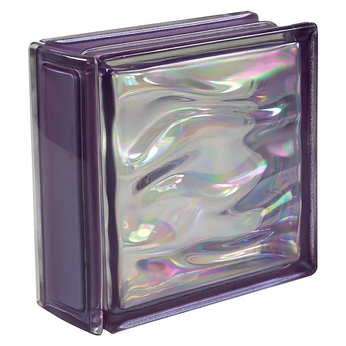 Fuchs Design Perfil de bloques de vidrio - Violeta, 18 x 8 cm, Vidrio - Primer plano de un bloque de vidrio morado con una superficie ondulada y brillante, un elemento moderno y decorativo.