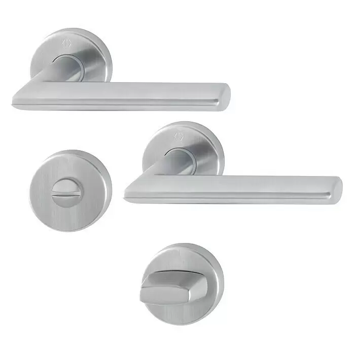 Hoppe WC-Drückergarnitur WC Stockholm - Stärke Tür: 37 mm - 42 mm, Edelstahl, Schlitzkopf/Olive - Set aus gebürsteten Metall-Türklinken, inklusive eines Schlitz-WC-Riegels und eines Drehknauf-WC-Riegels.