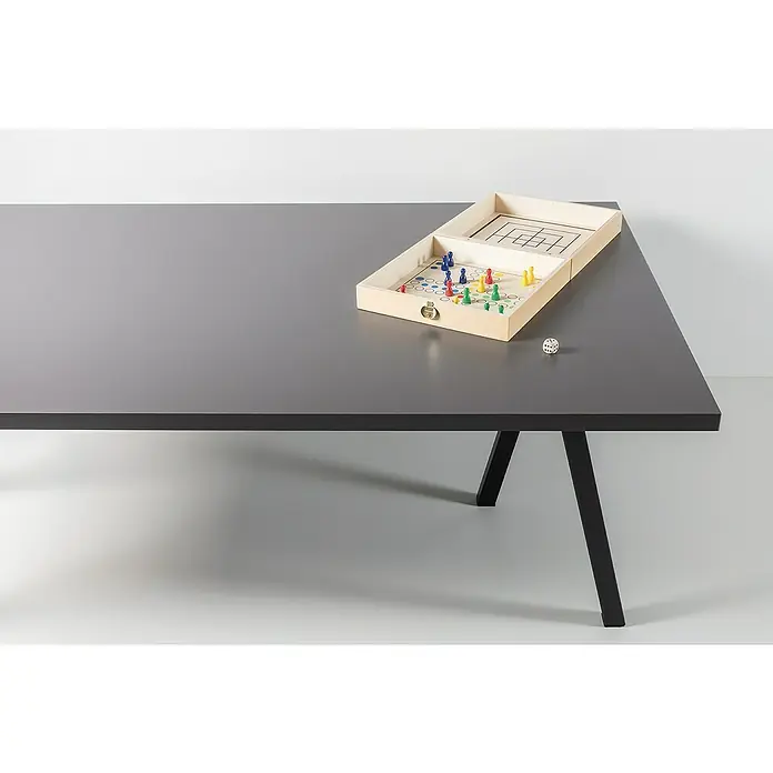 Tischplatte - Anthrazit, 120 cm x 80 cm x 25 mm - Tisch mit Brettspiel mit Figuren und Würfel. Unterhaltsames Spiel für einen gemütlichen Abend mit Freunden oder Familie.