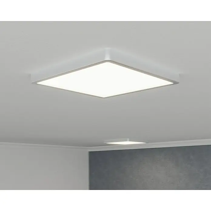 Eglo Fueva 5 LED-Deckenleuchte IP44 - 20 W, L x B x H: 28,5 x 28,5 x 2,8 cm, Chrom, Warmweiß - Deckenleuchte mit quadratischem Design, die ein helles, gleichmäßiges Licht im Raum verteilt und für moderne Akzente sorgt.