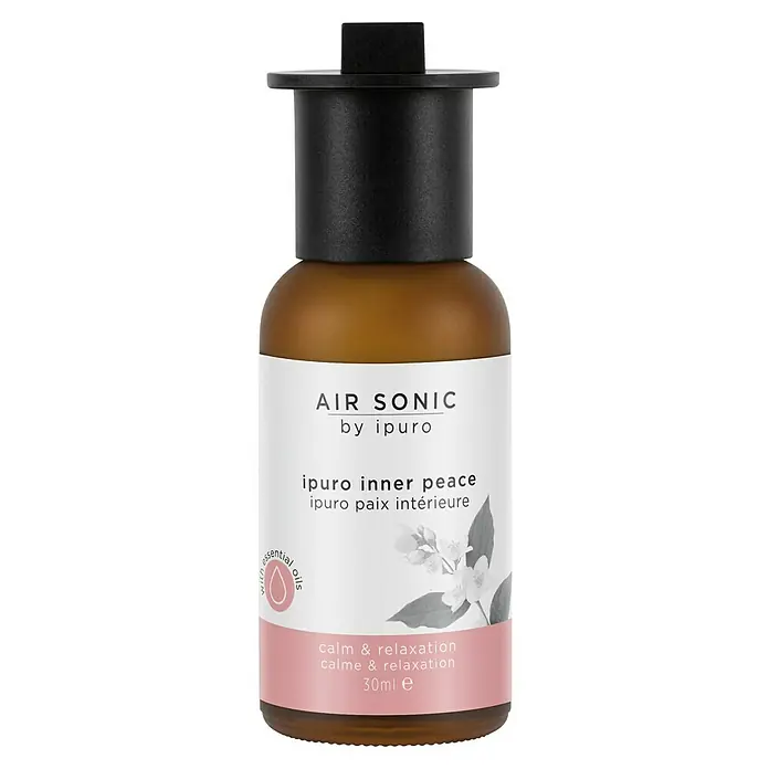 Ipuro Air Sonic Duftöl - Inner Peace, 30 ml - Nahaufnahme einer AIR SONIC by ipuro Duftölflasche, die mit „ipuro inner peace“ und „30ml e“ beschriftet ist, für Ruhe und Entspannung.