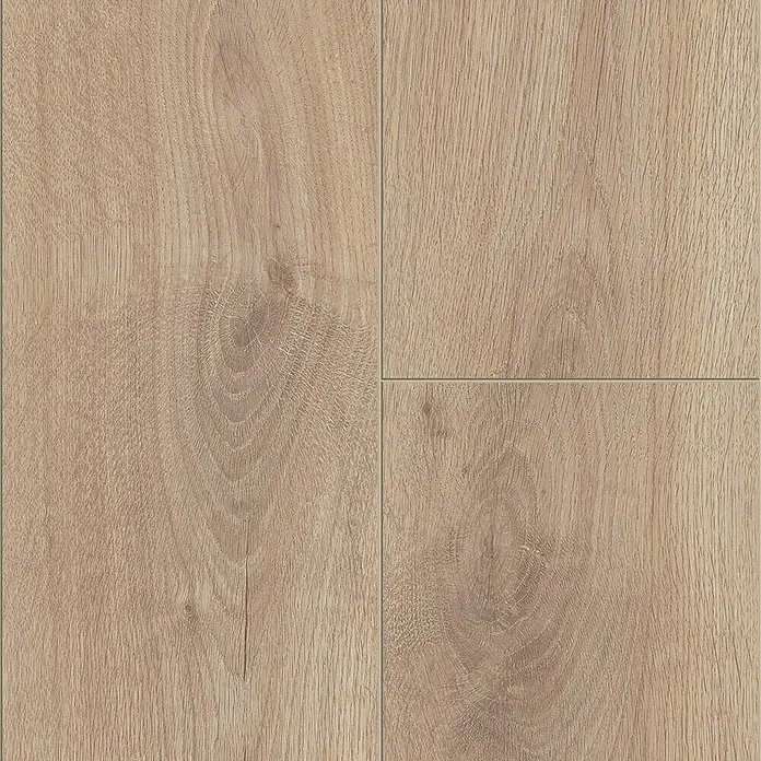 Krono Original Laminat Atlantic 8 - Biscotti Oak, Landhausdiele, 1.285 x 192 x 8 mm - Detailaufnahme eines Paneels mit hellbraunem Laminatbodenbelag in Holzoptik, der eine warme und natürliche Atmosphäre ausstrahlt.