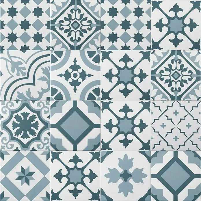 Modern Style Feinsteinzeugfliese Gregal - 15 x 15 cm, Blau/Weiß/Grau, Matt - Dekorfliesen mit blau-weißem Muster. Die Fliesen sind quadratisch und zeigen ein wiederholendes, ornamentales Design.