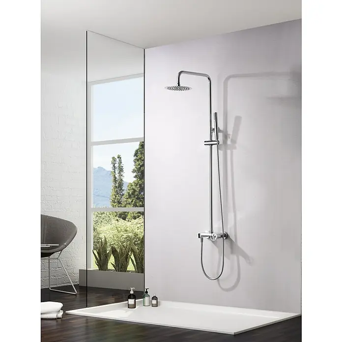 Imex Olimpo Sistema de ducha - Grifo monomando, Cromo - Imagen de un moderno conjunto de ducha con rociador y ducha de mano en un baño elegante.