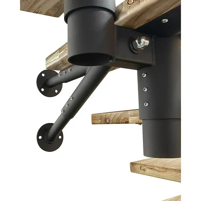 Atrium Mittelholmtreppe Dixi Plus - Farbton Metall: RAL 9005, Breite: 70 cm, Eiche, 1/4-gewendelt, Geschosshöhe: 222 cm - 300 cm - Nahaufnahme eines Treppenregals mit Metallhalterungen und Holzregalböden, das industriellen Stil und Funktionalität vereint.