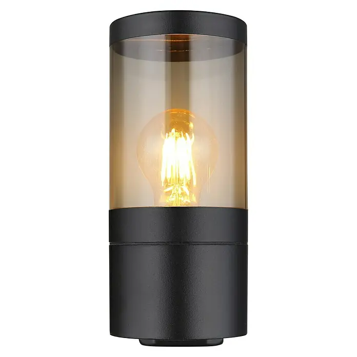 Globo Xeloo Außenwandleuchte - 60 W - Nahaufnahme einer zylindrischen Außenleuchte mit klarem Lampenschirm und warmem Licht, ideal für die Beleuchtung von Wegen und Gärten.