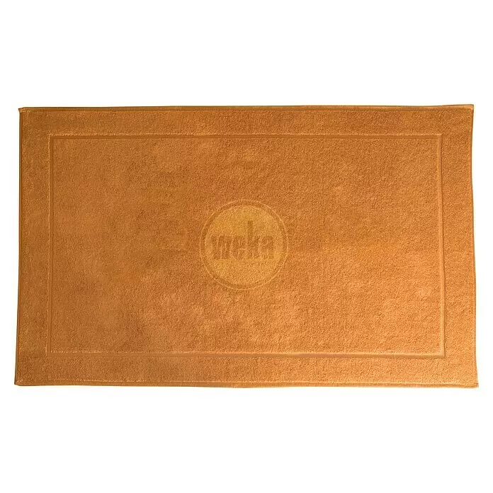 Weka Elementsauna Varberg Trend - 7,5 kW Bio-Ofen mit externer Steuerung, L x B x H: 194 x 244 x 199 cm - Orange rechteckige Badematte aus Frottee mit dezentem „weka“-Logo.