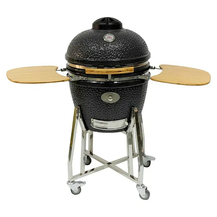 Flame Rock  Holzkohlegrill Kamado 22 - Durchmesser Grillfläche: 47 cm, Grau - Bild eines schwarzen Kamado-Grills mit Holzablagen und einem silbernen Untergestell.