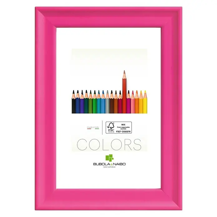 Marco de fotos Colors - 10 x 15 cm, Pink, Madera - Un marco de fotos de color rosa brillante con una serie de lápices de colores y la palabra "COLORS" en su interior.