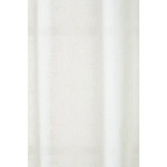 Visillo para ventana Kyos - 200 x 270 cm, 100% poliéster, Natural - Vista detallada de una superficie textil blanca con trama sutil y sombras suaves, creando un lienzo elegante.