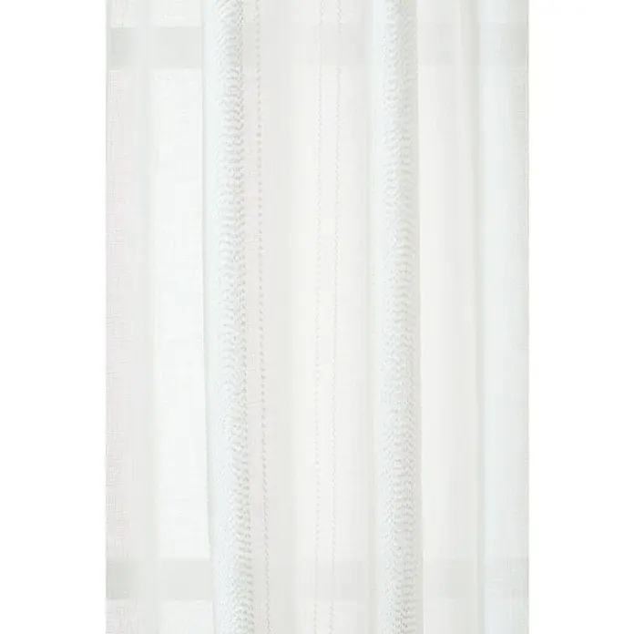 Visillo para ventana Candy - An x Al: 140 x 270 cm, 100% poliéster, Beige - Primer plano de un panel de cortina blanco y transparente con un diseño delicado, que filtra suavemente la luz y crea un ambiente aireado.