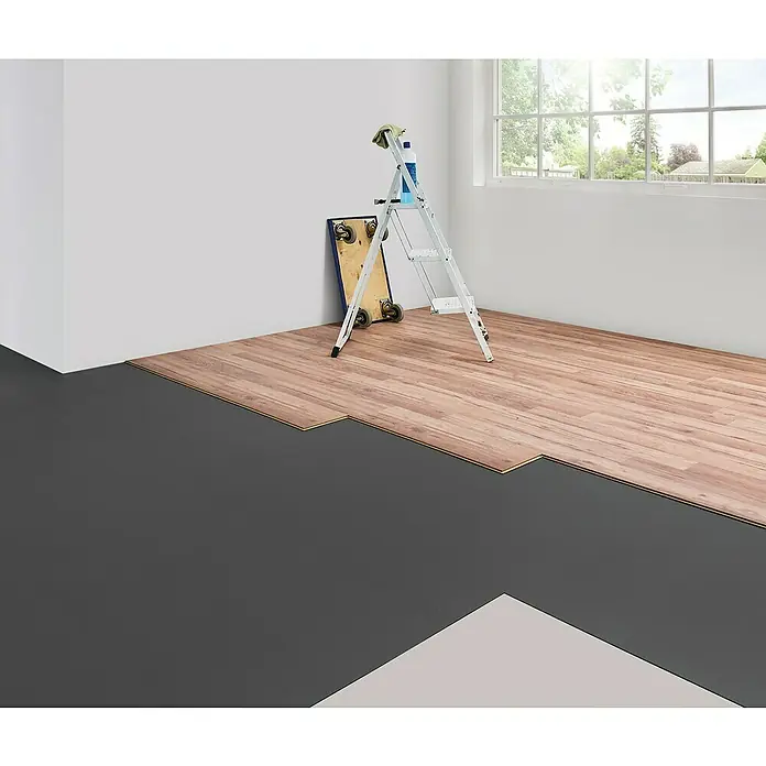 LOGOCLIC Dämmunterlage XPS Easy - 15 m², Stärke: 2,2 mm - Ansicht eines Raumes mit neu verlegtem Laminatboden in Holzoptik, teilweise mit grauer und weißer Unterlage bedeckt, neben einer Leiter.